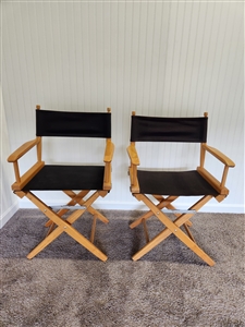 Folding directors chairs, wood & canvas