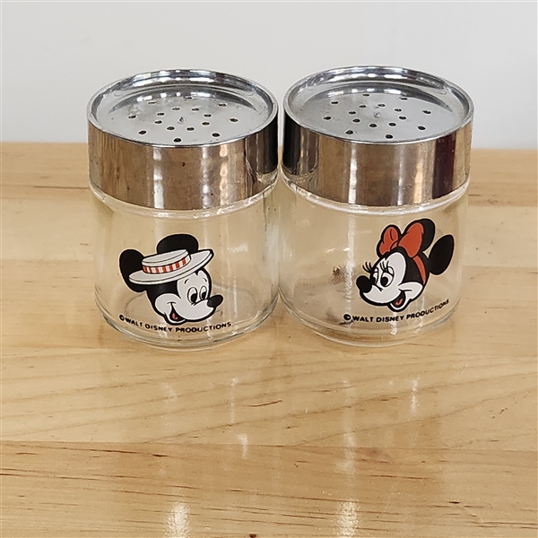 Vtg Mickey & Minnie Mouse Salt & Pepper Shaker Set