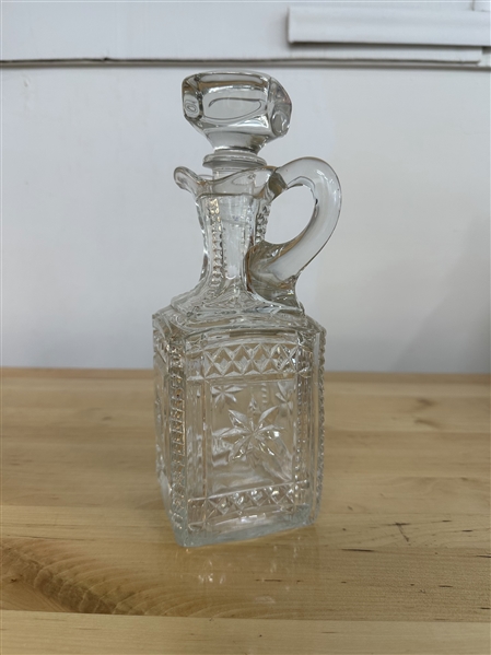 Cut crystal decanter