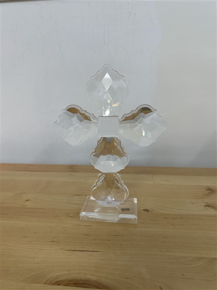 Oleg Cassini glass cross