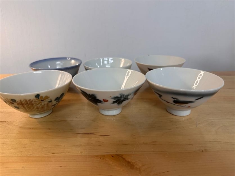 6 Japanese rice bowls, all have different designs