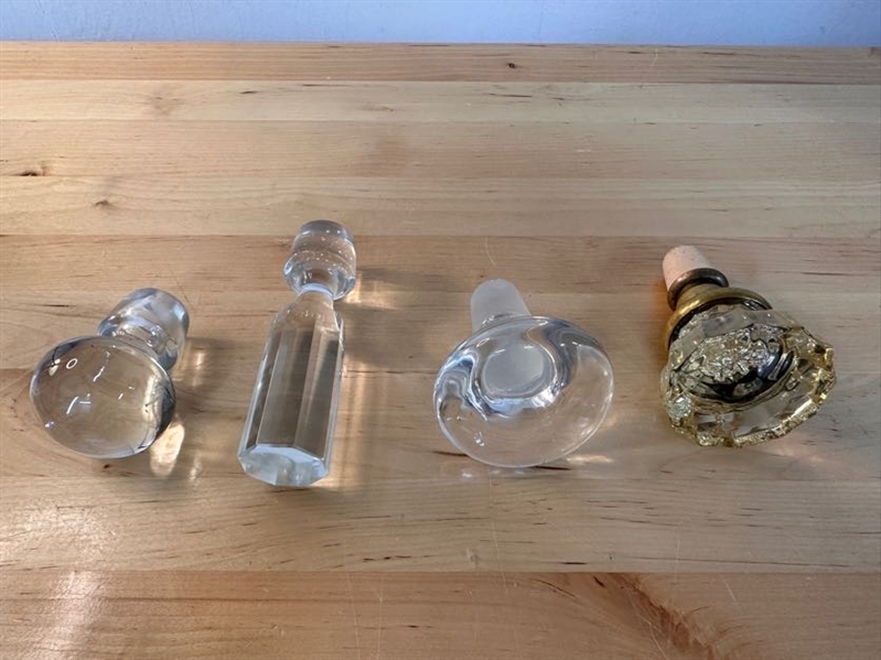 4 glass bottle stoppers