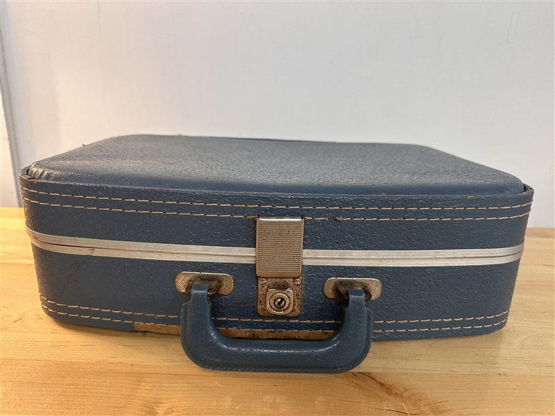 Vintage luggage - small