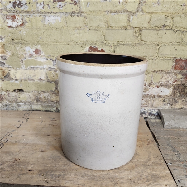 Antique 6 gallon crock- GREAT condition!